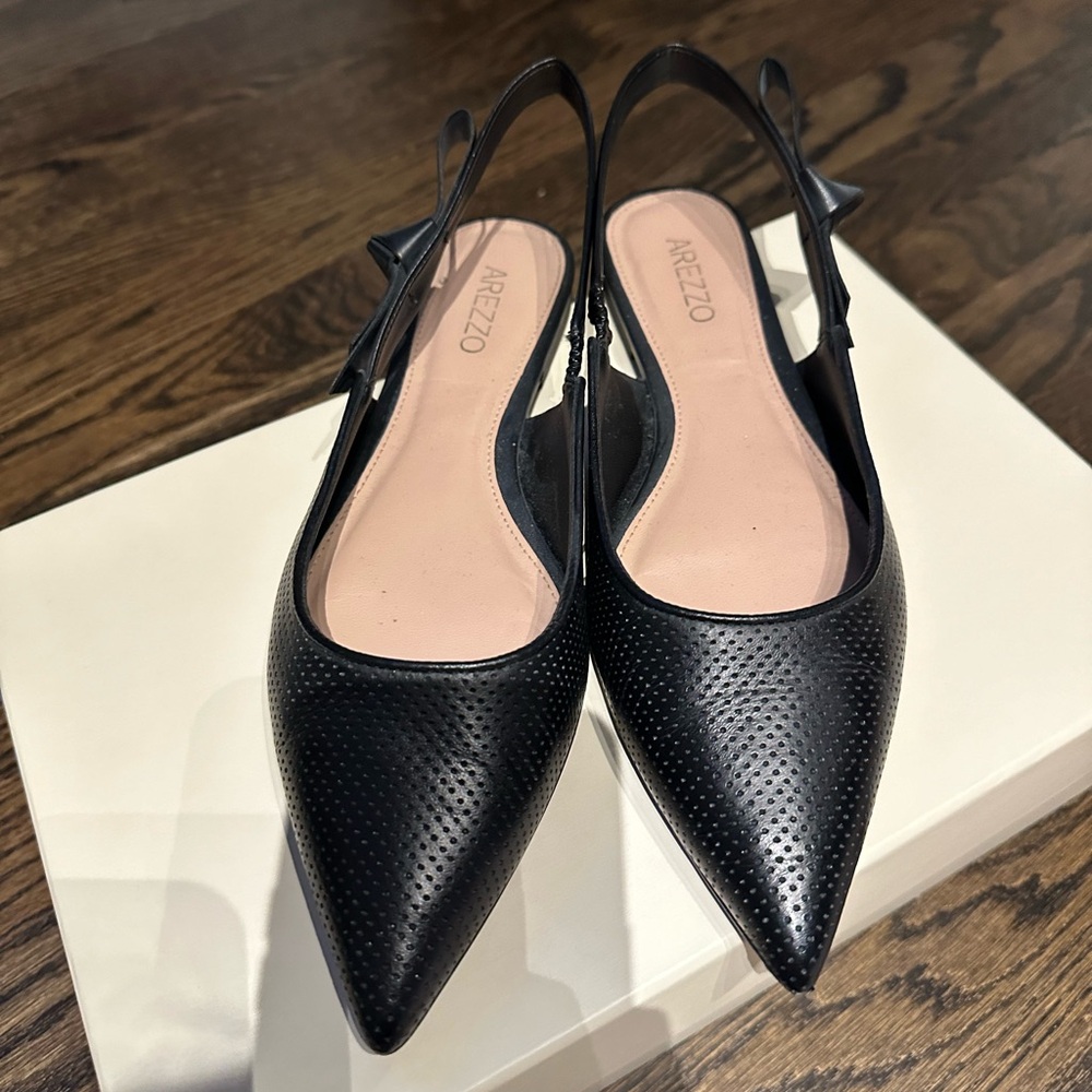 Arezzo Closed Pointed Toe Flats
